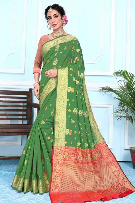 Ravishing Zari Banarasi Saree in Green