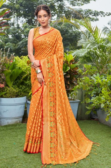 Weaving Banarasi silk Banarasi Saree in Peach