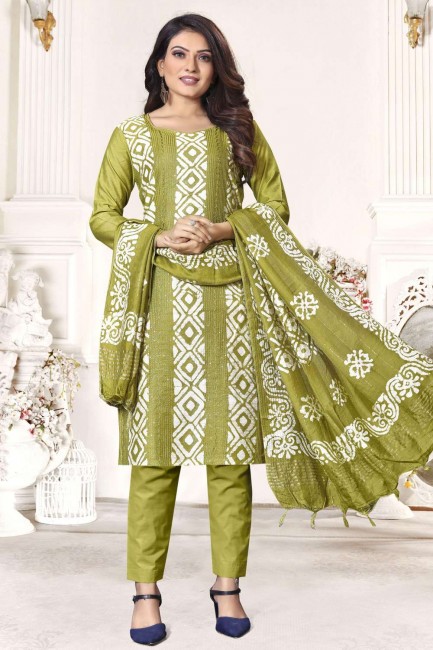 Printed Cotton blend Salwar Kameez in Green