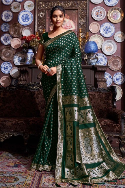 Weaving Banarasi silk Wedding Saree in Green