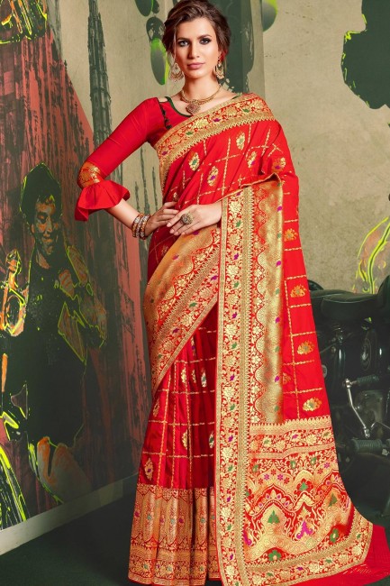 Glorious Art silk saree in Red