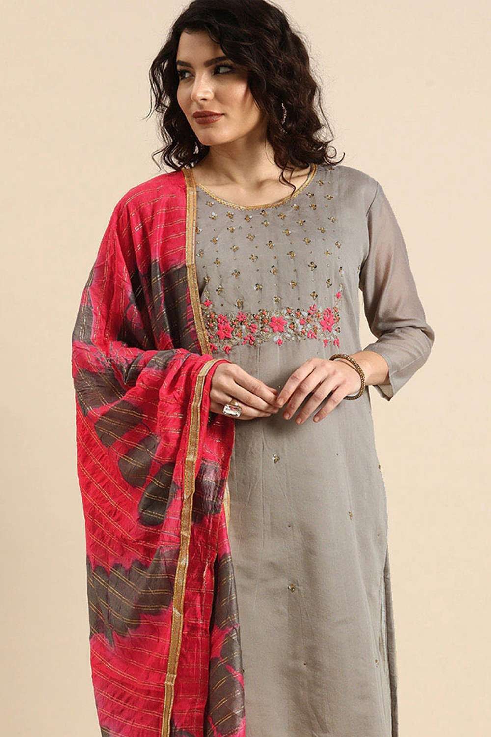 A Style Guide for kurta set for Women: How to Wear Kurta Sets with Ver